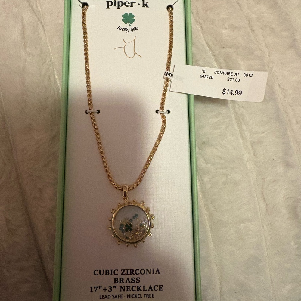 Piper K Gold Clover Pendant Necklace